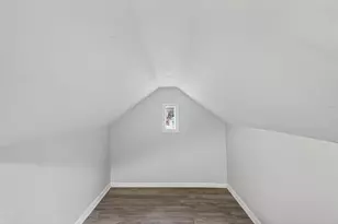 2057 Giesmann St, Roseville, MN 55113 - Photo 19