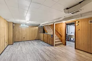 2057 Giesmann St, Roseville, MN 55113 - Photo 25