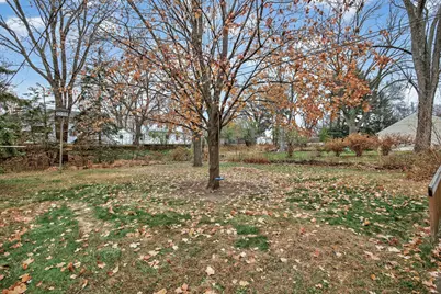 2057 Giesmann Street, Roseville, MN 55113 - Photo 33