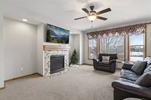 10025 Toledo Dr N, Brooklyn Park, MN 55443 - Photo 7