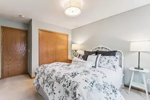 8465 Cortland Rd, Eden Prairie, MN 55344 - Photo 15