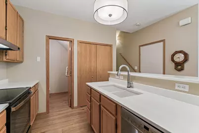 8465 Cortland Road #125, Eden Prairie, MN 55344 - Photo 11