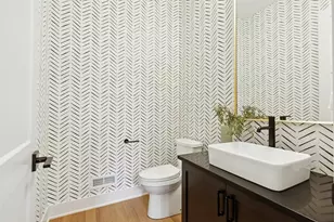 5805 Kellogg Ave, Edina, MN 55424 - Photo 3