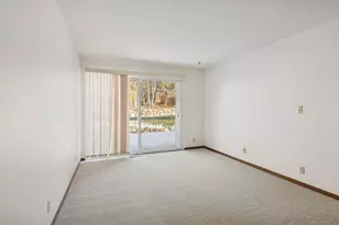 6066 Blake Ridge Rd, Edina, MN 55436 - Photo 19