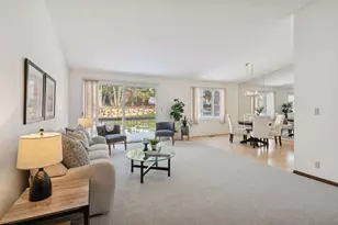 6066 Blake Ridge Rd, Edina, MN 55436 - Photo 5