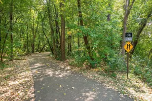 6066 Blake Ridge Rd, Edina, MN 55436 - Photo 39