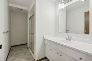 6066 Blake Ridge Rd, Edina, MN 55436 - Photo 25