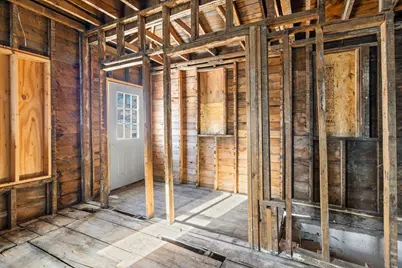 515 S 5th Avenue, Virginia, MN 55792 - Photo 15