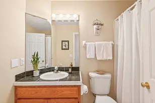 8810 Pointe Vista Dr, Victoria, MN 55386 - Photo 11