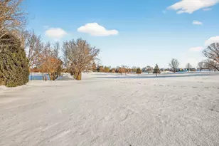 8810 Pointe Vista Dr, Victoria, MN 55386 - Photo 31