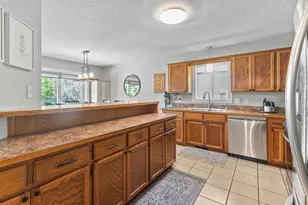 349 69th St N, Mahtomedi, MN 55115 - Photo 13