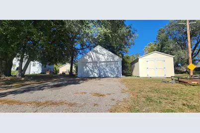 710 Johnson Street, Henning, MN 56551 - Photo 29