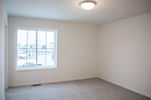 6738 Meadow View Dr S, Fargo, ND 58104 - Photo 15