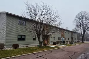 612 7th St NE, Pipestone, MN 56164 - Photo 1