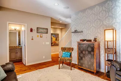 2212 Fremont Avenue S #5, Minneapolis, MN 55405 - Photo 9