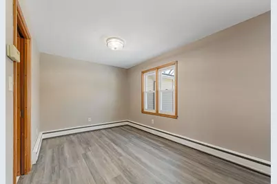 1305 4th Street SW, Austin, MN 55912 - Photo 9