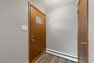 1305 4th St SW, Austin, MN 55912 - Photo 5