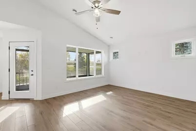 2675 Platinum Street, Saint Augusta, MN 56301 - Photo 7