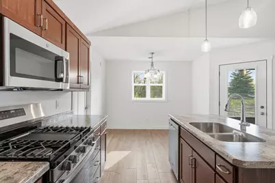 2675 Platinum Street, Saint Augusta, MN 56301 - Photo 5