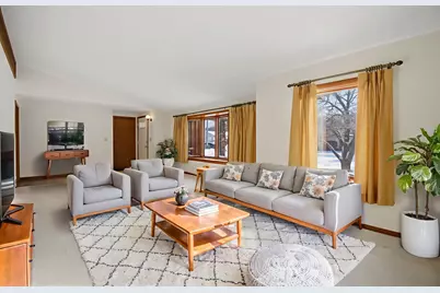 530 17th Street SW, Owatonna, MN 55060 - Photo 3