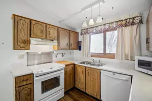 530 17th St SW, Owatonna, MN 55060 - Photo 9