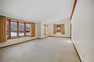 530 17th St SW, Owatonna, MN 55060 - Photo 5