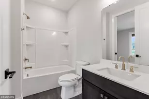 10484 56th Pl N, Lake Elmo, MN 55042 - Photo 17