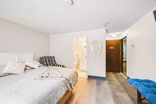 401 E Burnsville Pkwy, Burnsville, MN 55337 - Photo 21