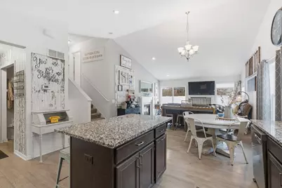 18064 Gleaming Court, Lakeville, MN 55044 - Photo 3