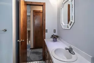 10512 Quebec Rd, Bloomington, MN 55438 - Photo 21