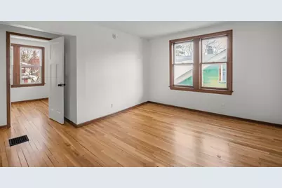 1048 Thomas Avenue, Saint Paul, MN 55104 - Photo 13