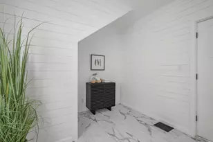 1048 Thomas Ave, Saint Paul, MN 55104 - Photo 19