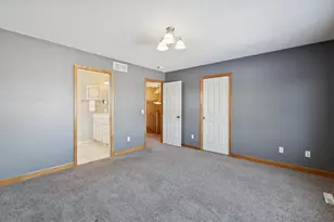 6584 W Laketowne Dr, Albertville, MN 55301 - Photo 19