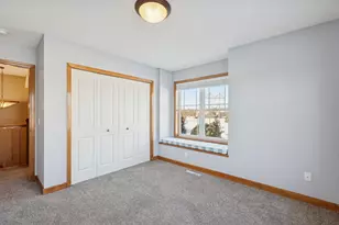 6584 W Laketowne Dr, Albertville, MN 55301 - Photo 27