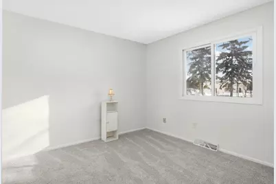 10285 99th Avenue N, Maple Grove, MN 55369 - Photo 9