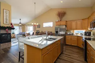 546 Marmik Cir, Hastings, MN 55033 - Photo 5