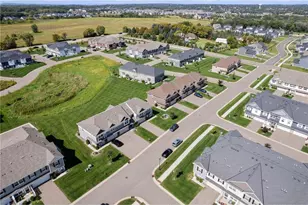 4824 Martingale Dr, Woodbury, MN 55129 - Photo 41