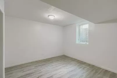 6807 Quail Avenue N, Brooklyn Center, MN 55429 - Photo 23