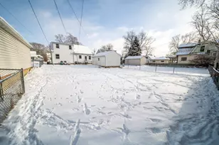 1203 11th Ave NE, Rochester, MN 55906 - Photo 5