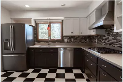 7740 Arlington Avenue N, Brooklyn Park, MN 55443 - Photo 3