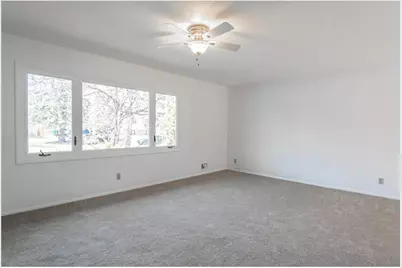 7740 Arlington Avenue N, Brooklyn Park, MN 55443 - Photo 9