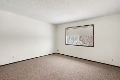 7922 Yates Avenue N, Brooklyn Park, MN 55443 - Photo 15