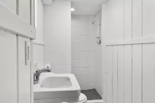 5018 Russell Ave N, Minneapolis, MN 55430 - Photo 17