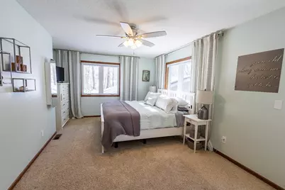 8566 Oak Hill Circle, Credit River Township, MN 55372 - Photo 15