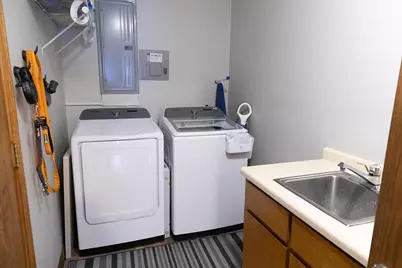 8566 Oak Hill Circle, Prior Lake, MN 55372 - Photo 17