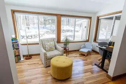 8566 Oak Hill Circle, Credit River Township, MN 55372 - Photo 5