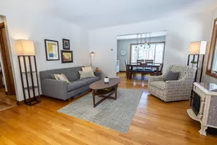 8566 Oak Hill Cir, Credit River Township, MN 55372 - Photo 3