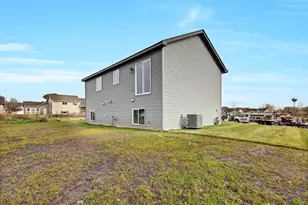 2873 11th Ave NE, Sauk Rapids, MN 56379 - Photo 3