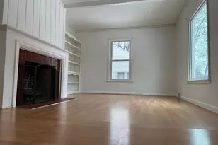 2035 3rd St E, Saint Paul, MN 55119 - Photo 9