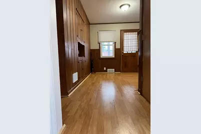 2035 3rd Street E, Saint Paul, MN 55119 - Photo 7